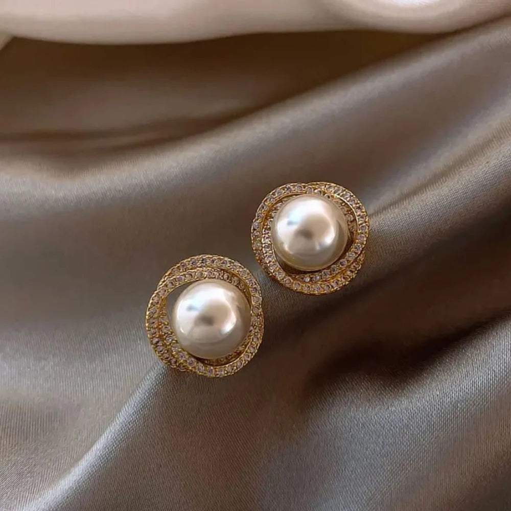 Pearlfect Drop Earrings