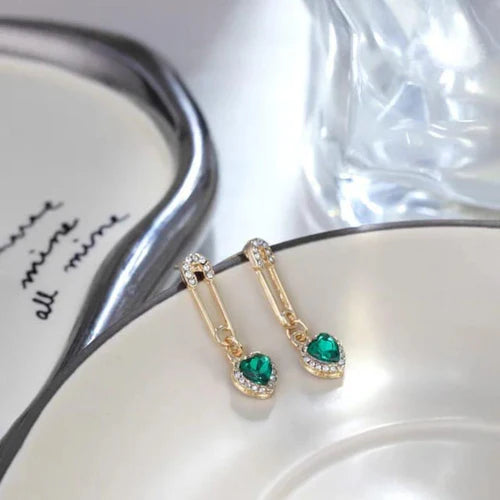 Emeraled Chain Earring